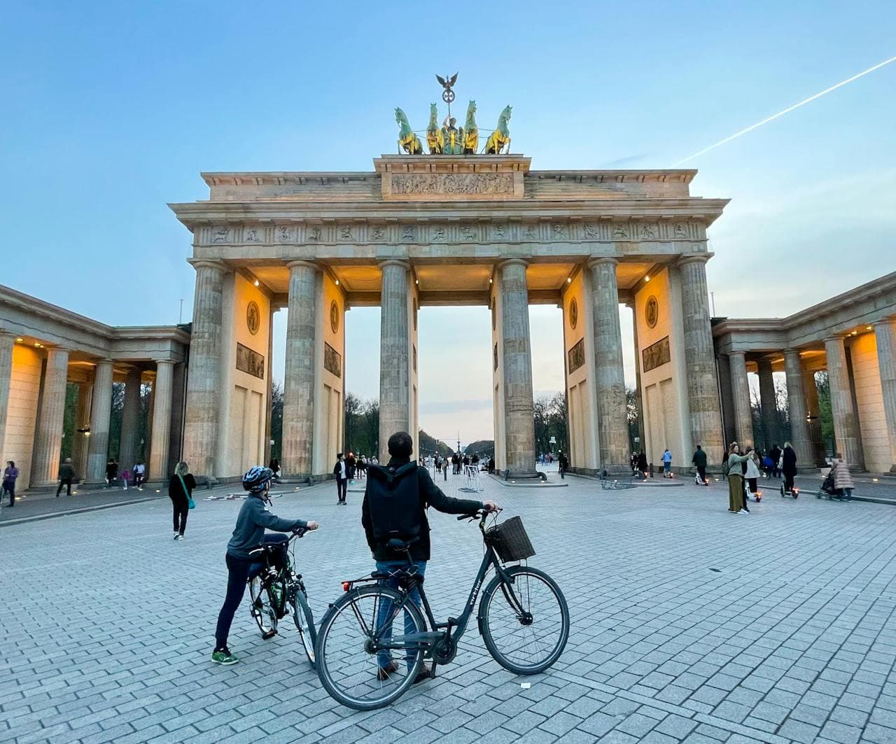 Best Time to Cycle from Prague to Budapest: Weather, Festivals & Tips
