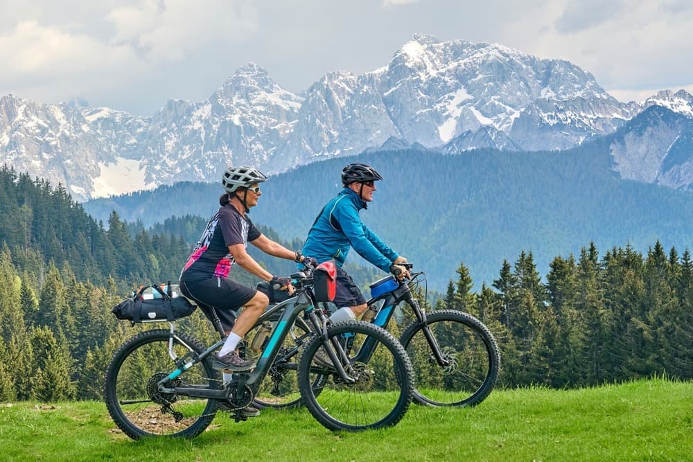 Best Time to Cycle in Andalucía: Weather, Festivals & Seasonal Tips