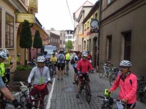 bike tour companies europe